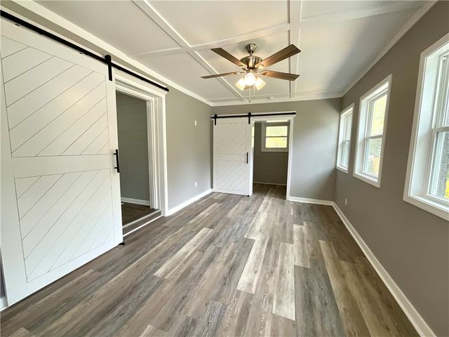 208 Shannon Forest Drive, Westminster, SC 29693