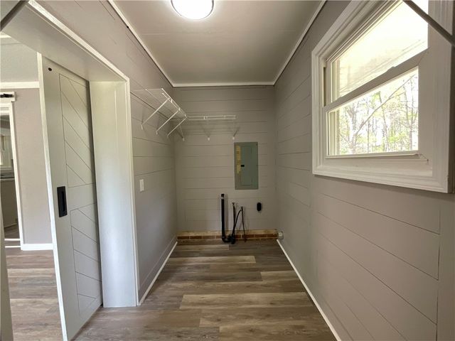 208 Shannon Forest Drive, Westminster, SC 29693