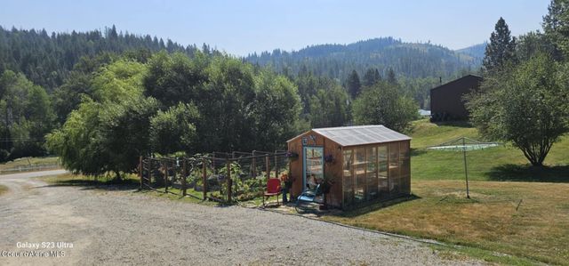 24 Cegnar Rd, Kingston, ID 83839