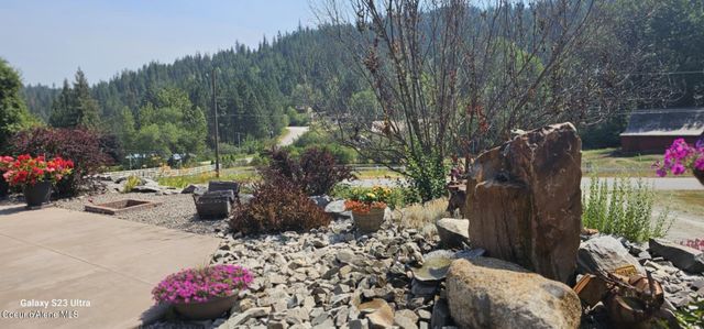 24 Cegnar Rd, Kingston, ID 83839