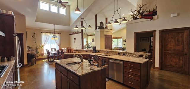 24 Cegnar Rd, Kingston, ID 83839