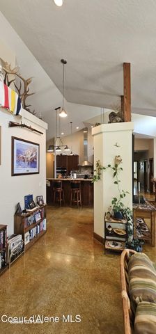 24 Cegnar Rd, Kingston, ID 83839