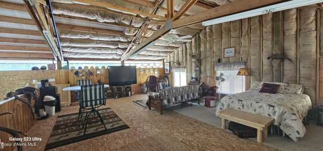 24 Cegnar Rd, Kingston, ID 83839