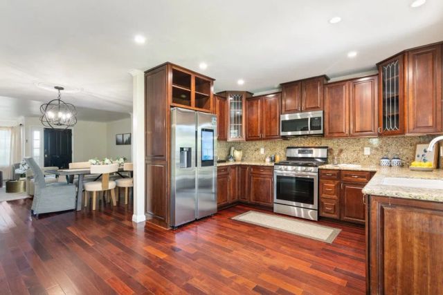 6072 Chinook Ave., Westminster, CA 92683