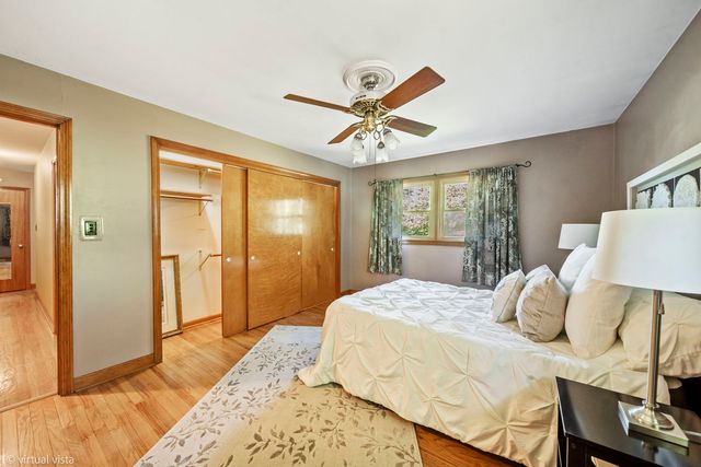 804 Mchugh Road, Yorkville, IL 60560