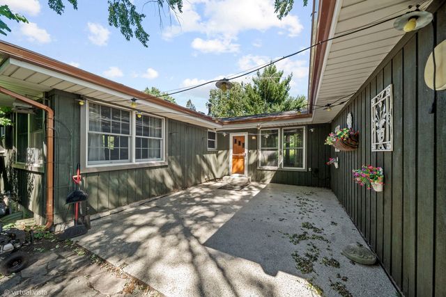 804 Mchugh Road, Yorkville, IL 60560