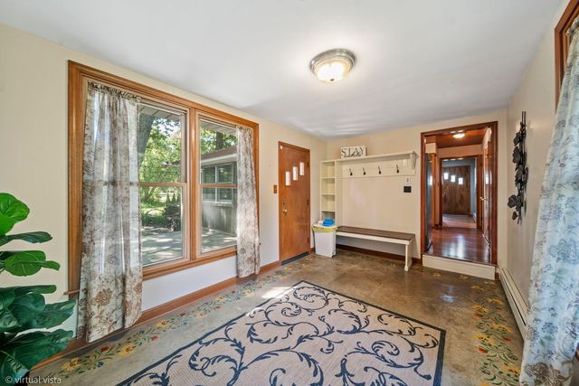 804 Mchugh Road, Yorkville, IL 60560
