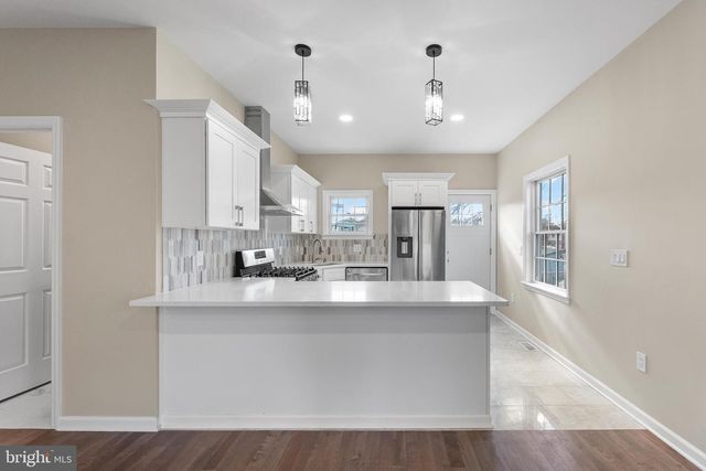 32 WEST ST, Bordentown, NJ 08505