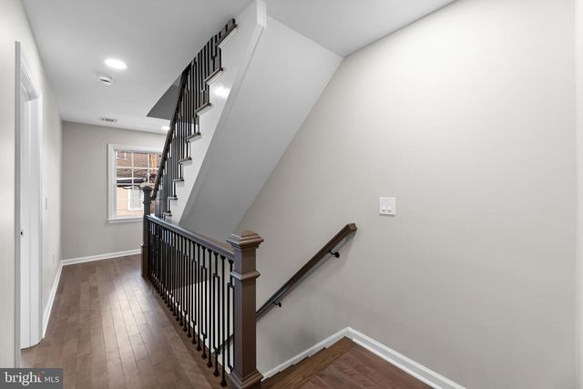 32 WEST ST, Bordentown, NJ 08505