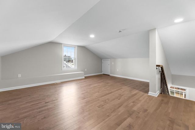 32 WEST ST, Bordentown, NJ 08505