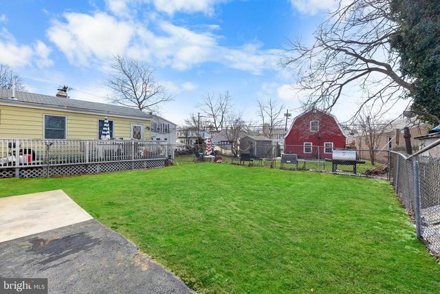 32 WEST ST, Bordentown, NJ 08505