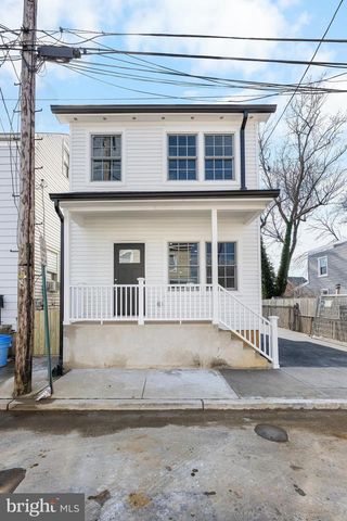 32 WEST ST, Bordentown, NJ 08505