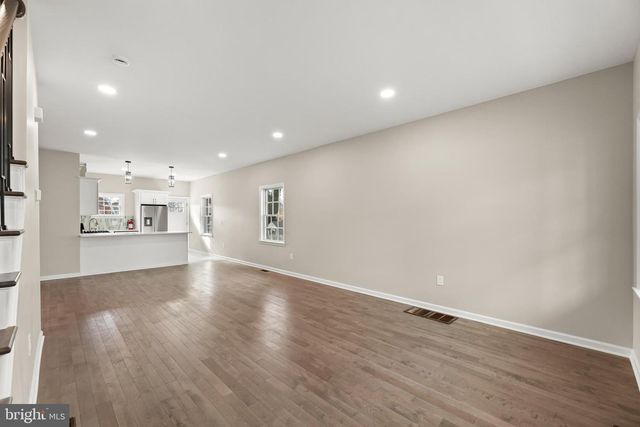 32 WEST ST, Bordentown, NJ 08505