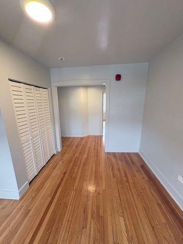 5010 W 18th Street 3, Cicero, IL 60804