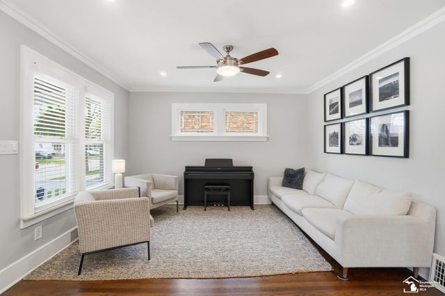 21532 S Military Street, Dearborn, MI 48124