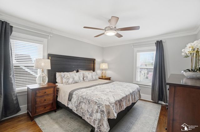 21532 S Military Street, Dearborn, MI 48124