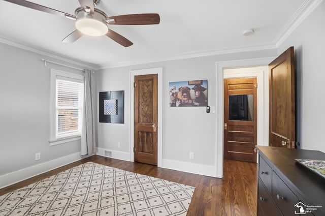 21532 S Military Street, Dearborn, MI 48124