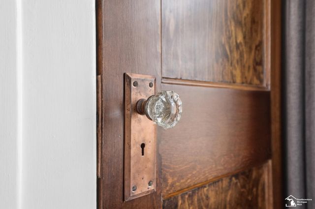 21532 S Military Street, Dearborn, MI 48124