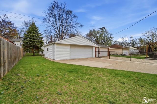 21532 S Military Street, Dearborn, MI 48124