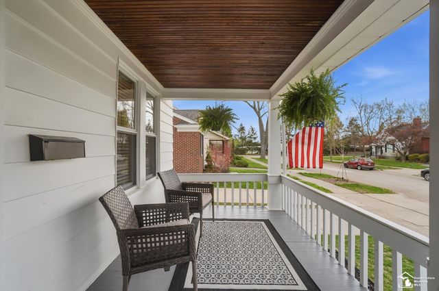 21532 S Military Street, Dearborn, MI 48124