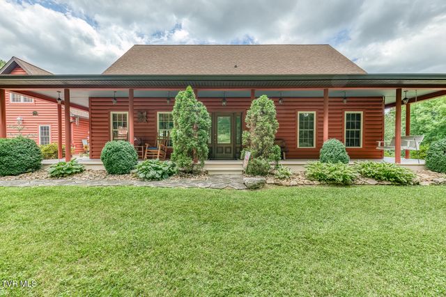 167 Country Acres Drive, Elizabethton, TN 37643