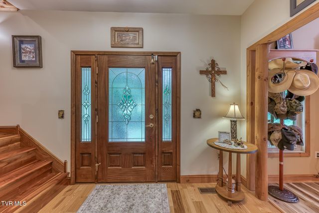167 Country Acres Drive, Elizabethton, TN 37643