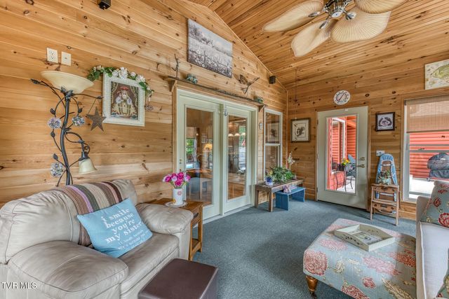 167 Country Acres Drive, Elizabethton, TN 37643