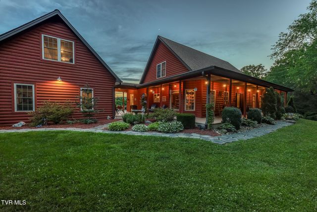 167 Country Acres Drive, Elizabethton, TN 37643