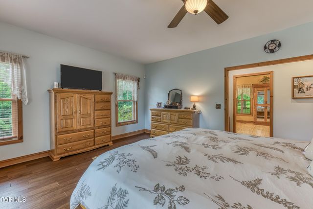 167 Country Acres Drive, Elizabethton, TN 37643