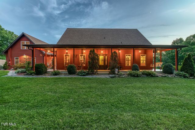 167 Country Acres Drive, Elizabethton, TN 37643