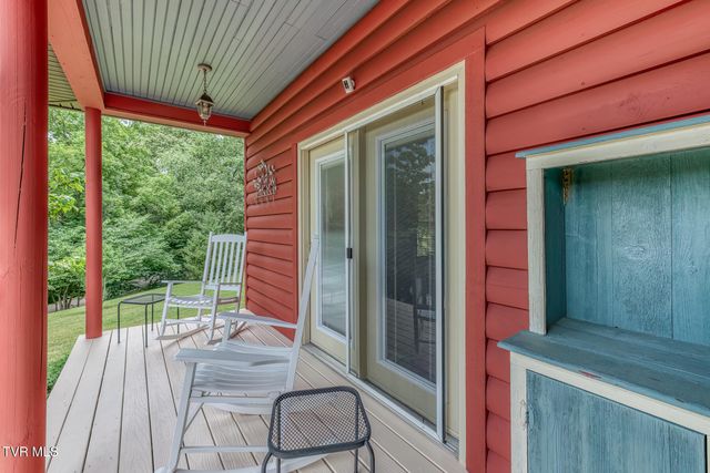 167 Country Acres Drive, Elizabethton, TN 37643
