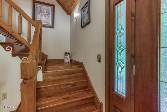 167 Country Acres Drive, Elizabethton, TN 37643