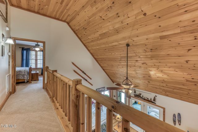 167 Country Acres Drive, Elizabethton, TN 37643
