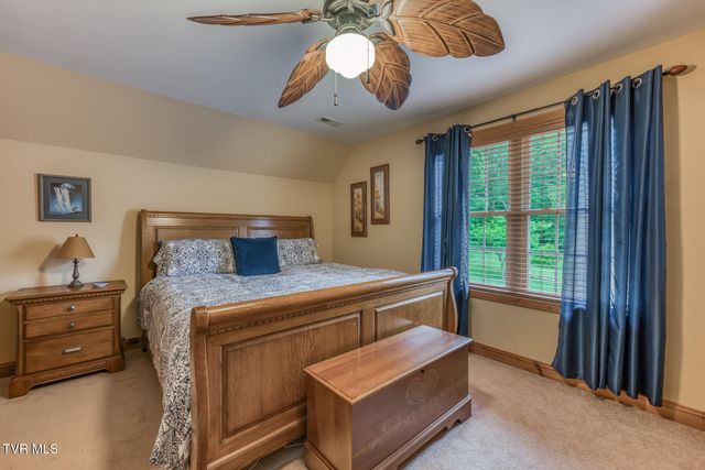167 Country Acres Drive, Elizabethton, TN 37643