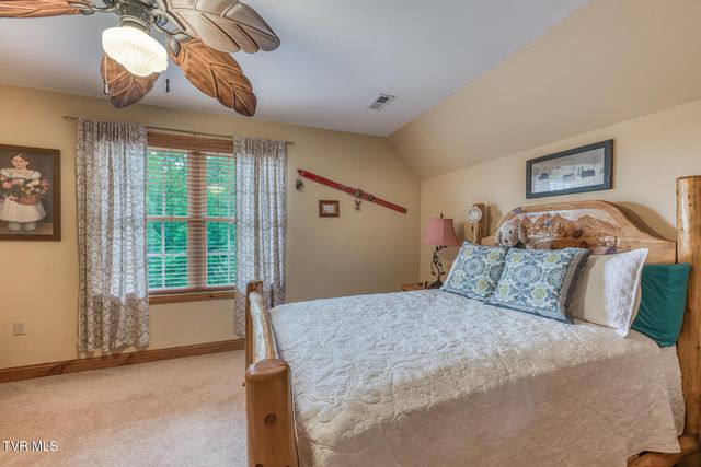 167 Country Acres Drive, Elizabethton, TN 37643