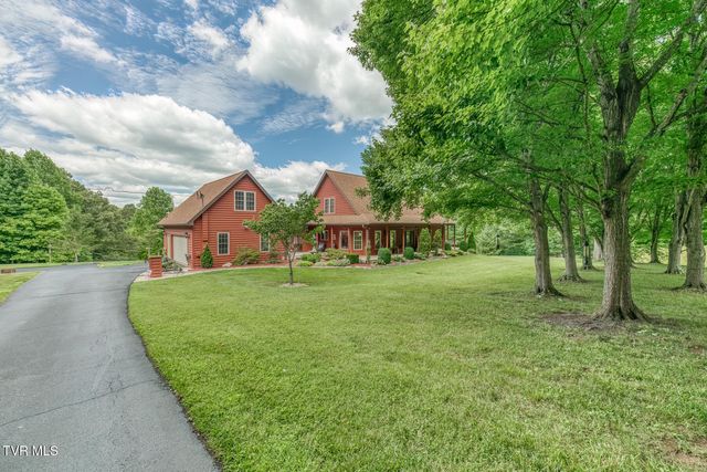 167 Country Acres Drive, Elizabethton, TN 37643