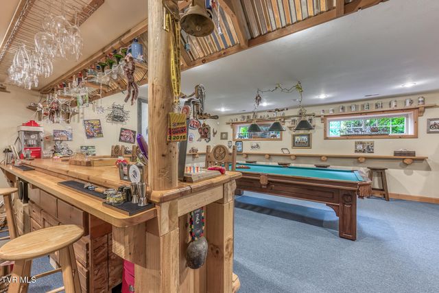 167 Country Acres Drive, Elizabethton, TN 37643