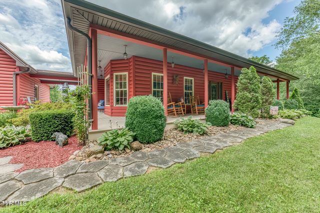 167 Country Acres Drive, Elizabethton, TN 37643