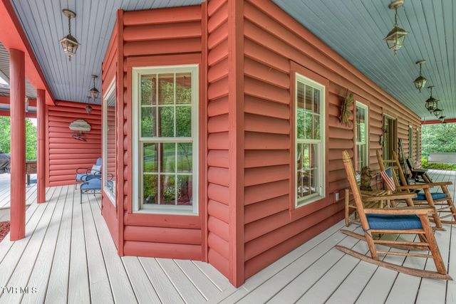 167 Country Acres Drive, Elizabethton, TN 37643