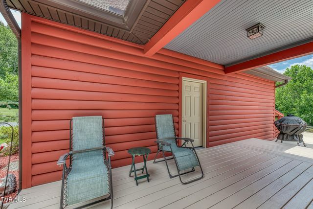 167 Country Acres Drive, Elizabethton, TN 37643