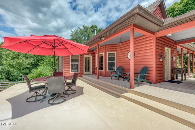167 Country Acres Drive, Elizabethton, TN 37643