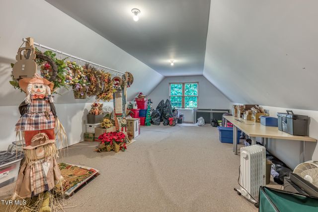 167 Country Acres Drive, Elizabethton, TN 37643