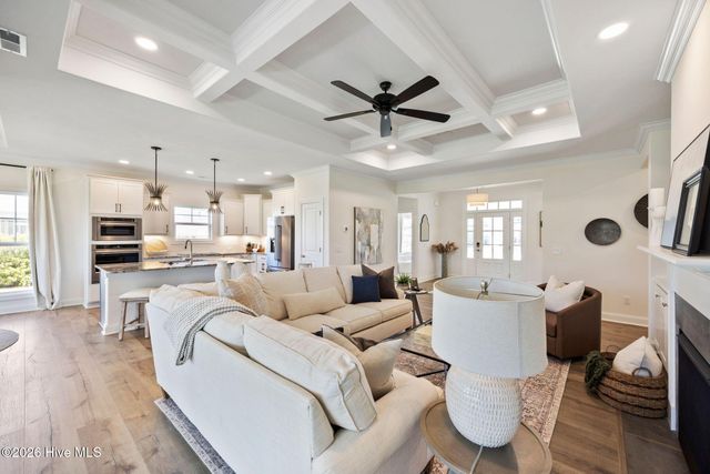 7326 Foxbriar Drive, Leland, NC 28451