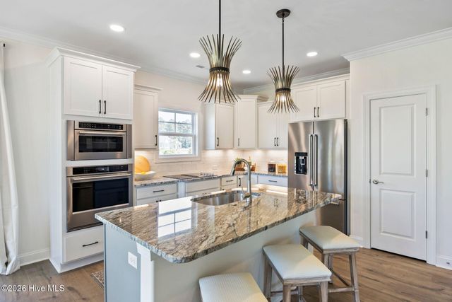 7326 Foxbriar Drive, Leland, NC 28451