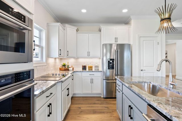 7326 Foxbriar Drive, Leland, NC 28451
