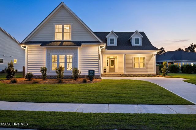 7326 Foxbriar Drive, Leland, NC 28451