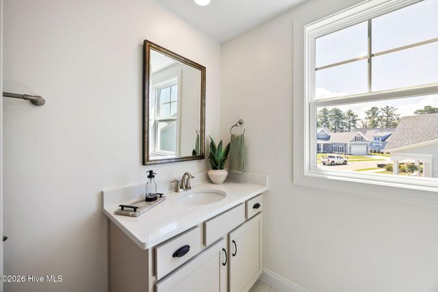 7326 Foxbriar Drive, Leland, NC 28451