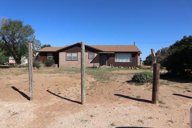 5993 Jaguar Road, Ropesville, TX 79358