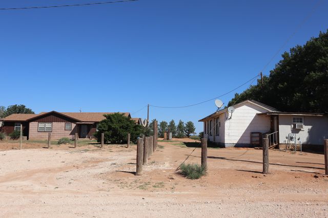 5993 Jaguar Road, Ropesville, TX 79358