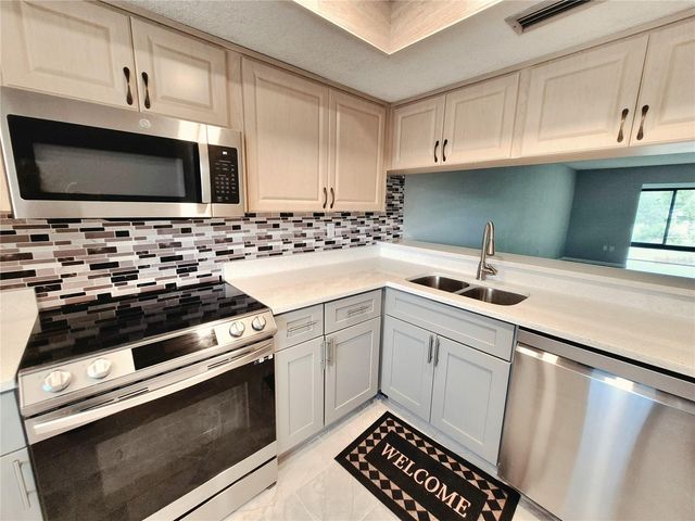 222 CARYL WAY, Oldsmar, FL 34677